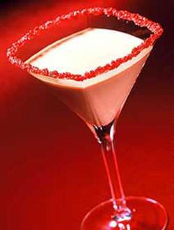 Creamy Kiss Martini Photo